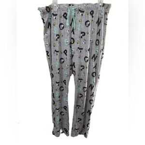 Peanuts Gray Pajama Pants with Black and Green Accents